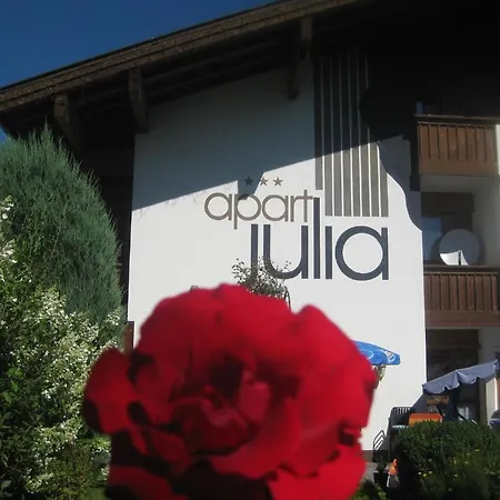 Apart Julia * Фюген